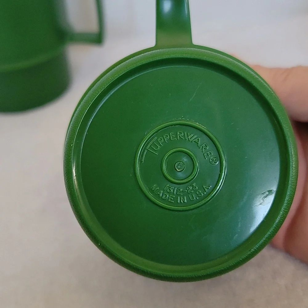 Vintage Tupperware Holiday Christmas Dove coffee mugs set of 3 - Picture 5 of 7